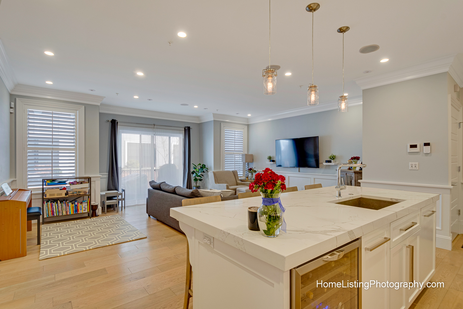 Thomas Adach - South Boston MA professional real estate photographer - 508-655-2225 Home Listing Photography
