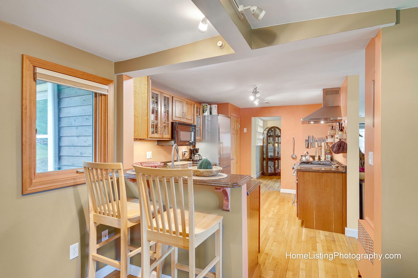 Thomas Adach - Bedford MA professional real estate photographer - 508-655-2225 Home Listing Photography