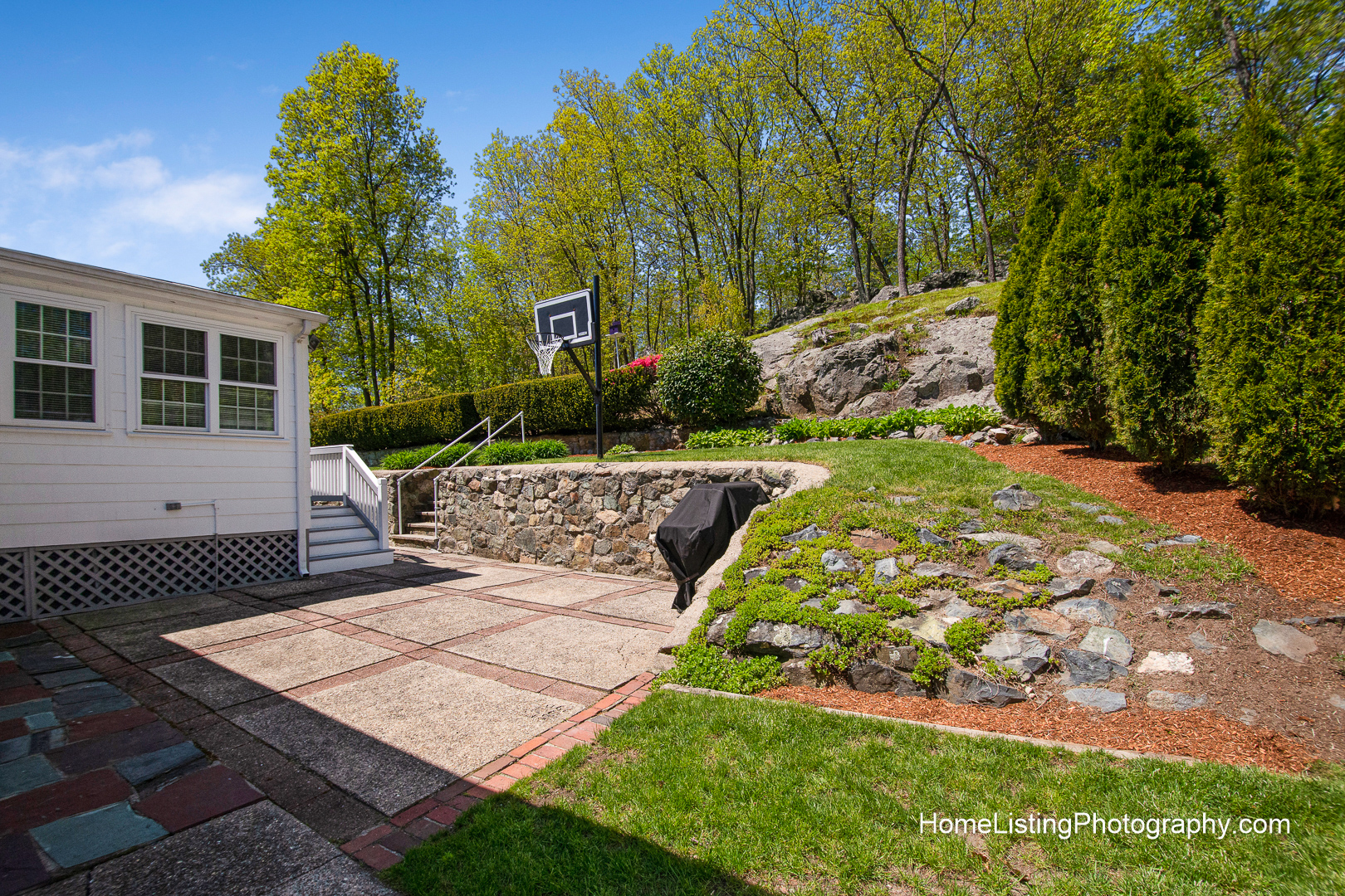 Thomas Adach - Stoneham MA professional real estate photographer - 508-655-2225 Home Listing Photography
