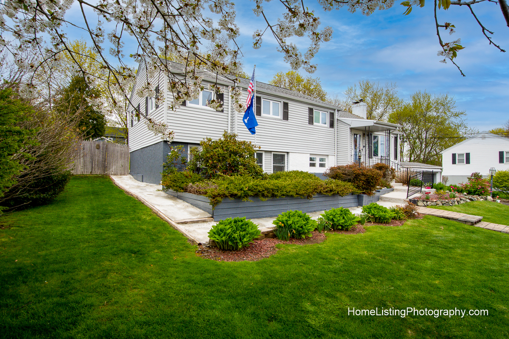 Thomas Adach - Woburn MA professional real estate photographer - 508-655-2225 - Home Listing Photography