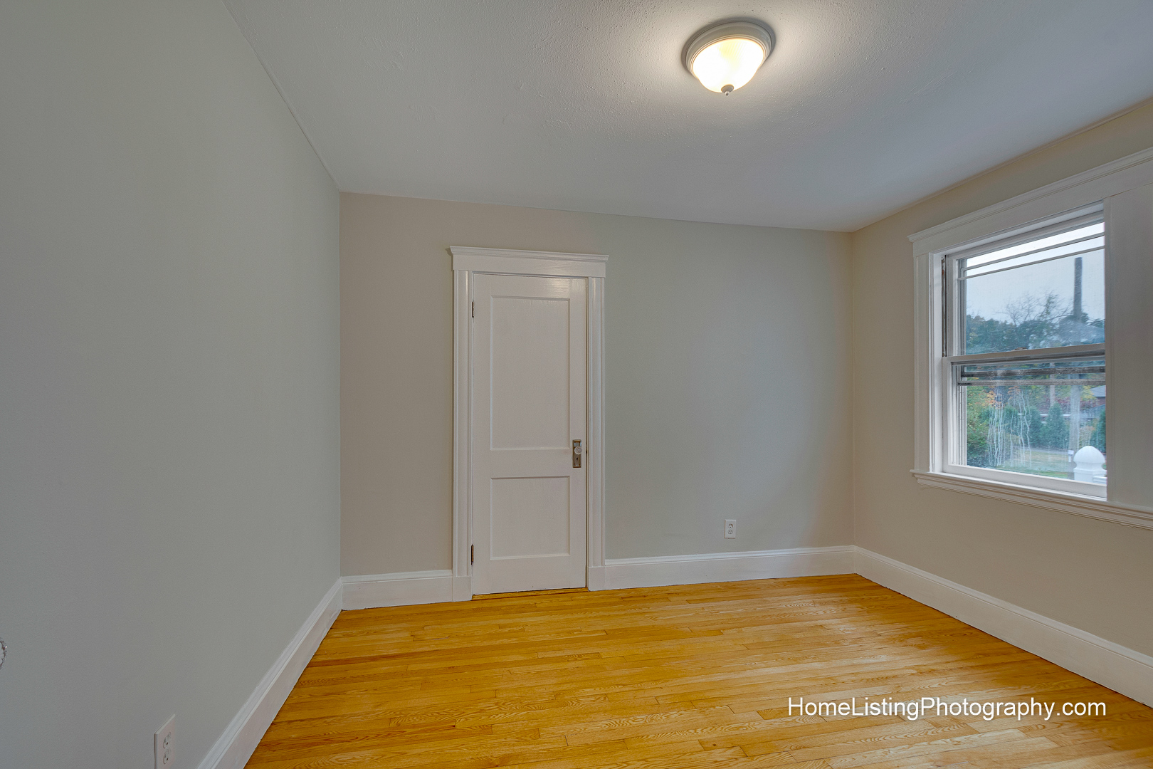 Thomas Adach - Brighton MA professional real estate photographer - 508-655-2225 Home Listing Photography