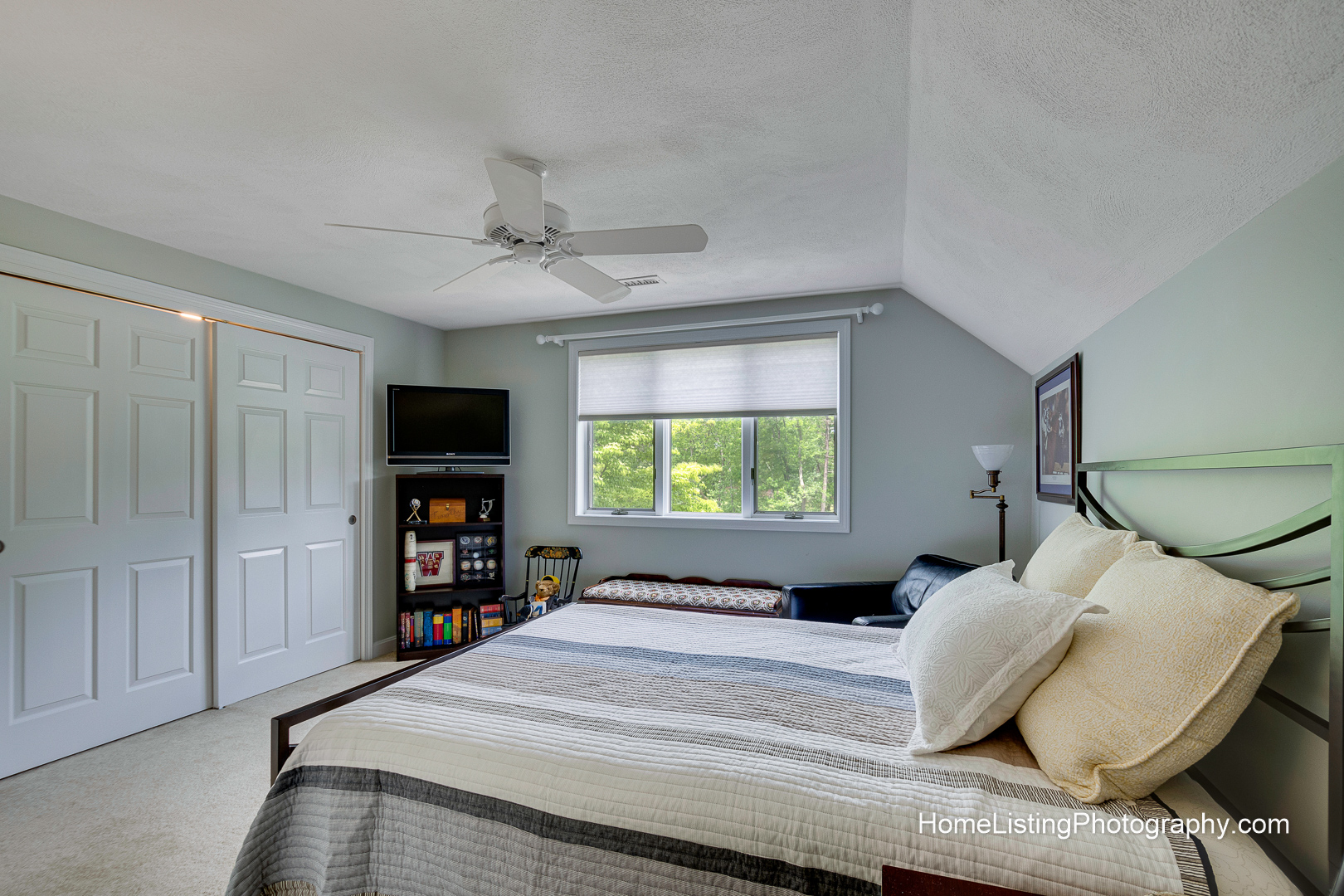 Thomas Adach - North Reading MA professional real estate photographer - 508-655-2225 Home Listing Photography